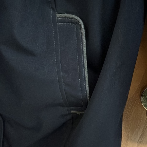 Laundry by design. Blue coat/jacket with hood. Lined. Size Medium. - Picture 3 of 8